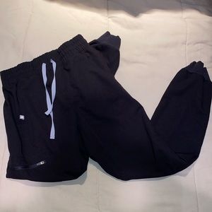 figs scrub joggers
